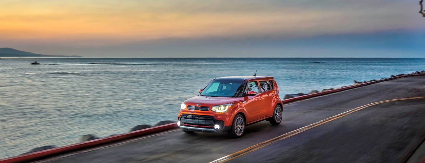 KIA SOUL NAMED TO LIST OF BEST FAMILY CARS OF 2017 BY PARENTS MAGAZINE AND EDMUNDS