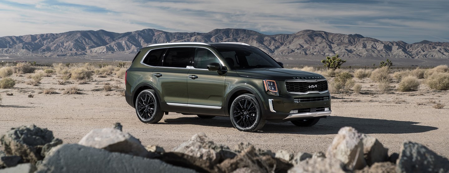 KIA TELLURIDE NAMED TO CAR AND DRIVER’S 2022 10BEST LIST