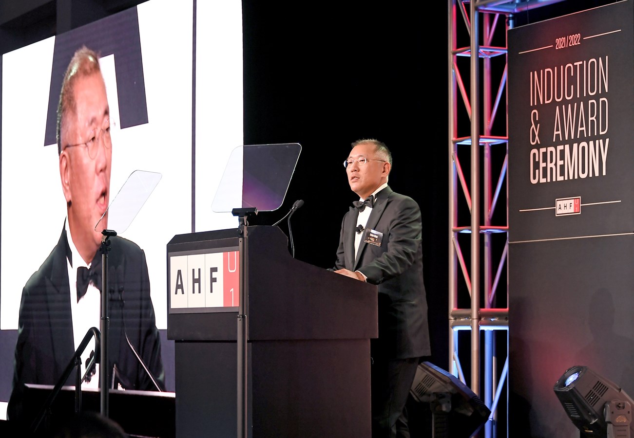Hyundai Motor Group Honorary Chairman Mong-Koo Chung Inducted Into Automotive Hall of Fame at Official Ceremony